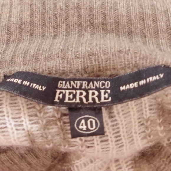 Gianfranco Ferre Cashmere Argyle Turtleneck Vest- Sz. 40 IT/XS - Picture 3 of 3